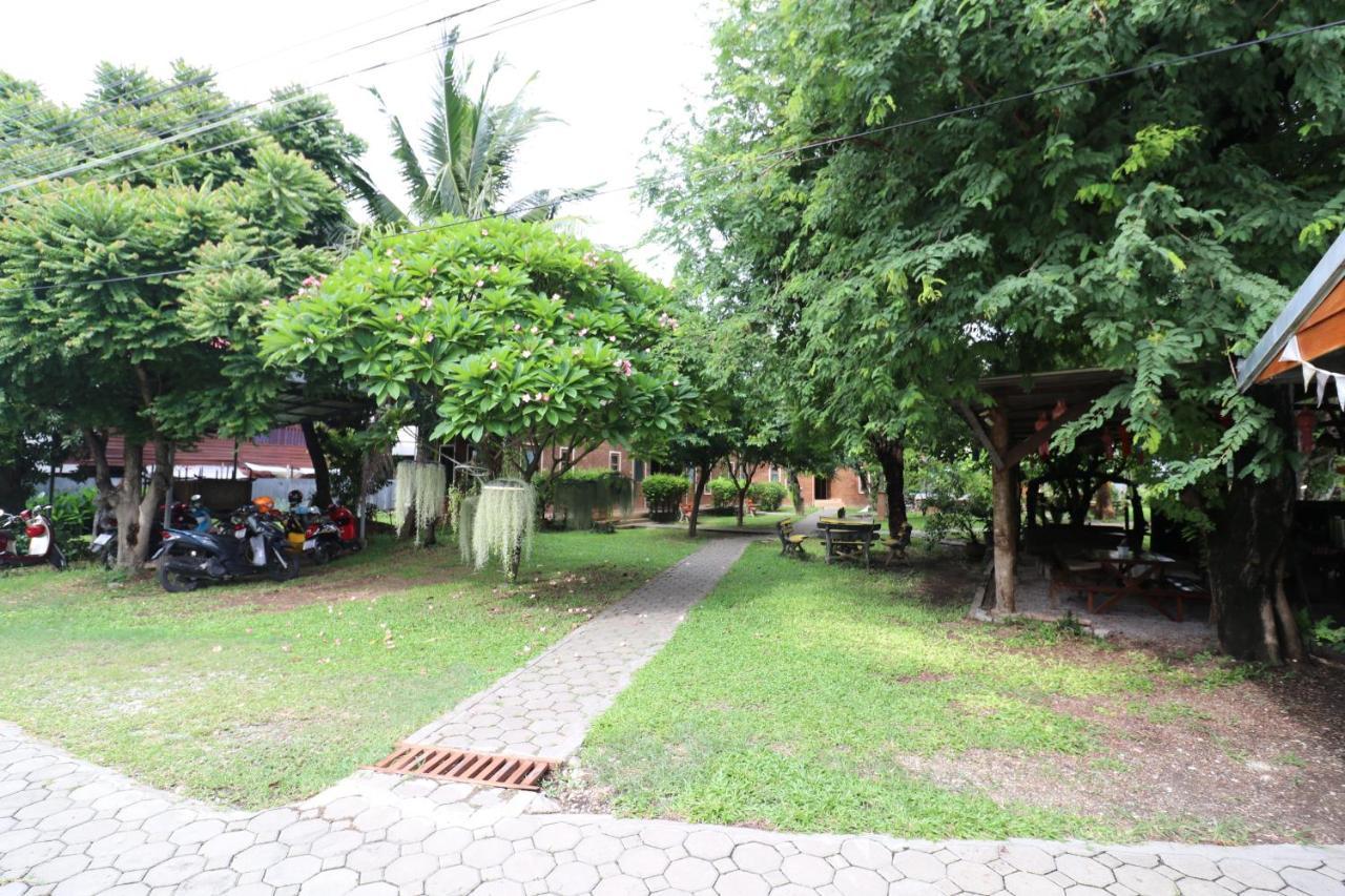 Gongkaew Huenkum Hotel Chiang Mai Zewnętrze zdjęcie