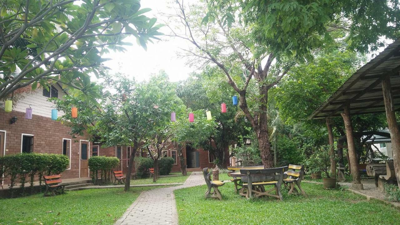 Gongkaew Huenkum Hotel Chiang Mai Zewnętrze zdjęcie